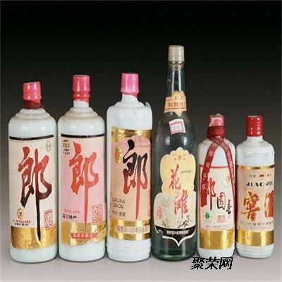 華陽回收 專業(yè)化酒類經(jīng)營(yíng)與禮品回收新趨勢(shì)